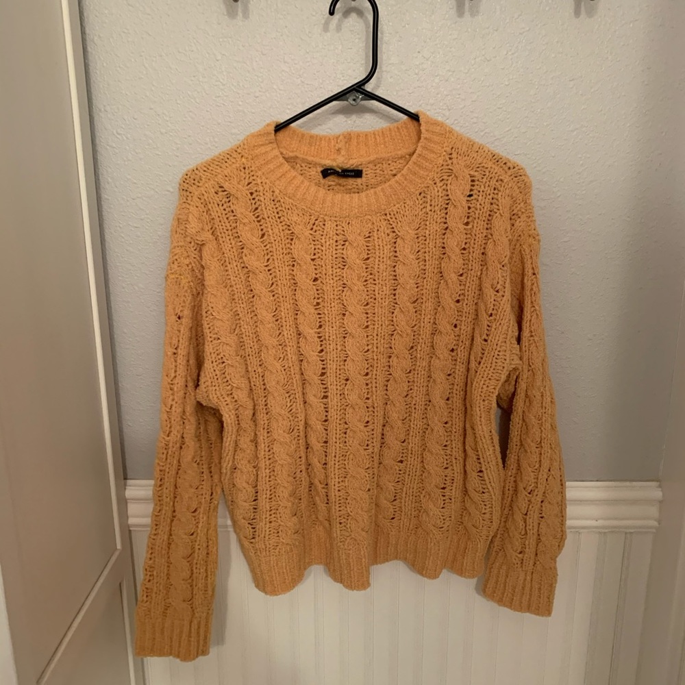 American Eagle sweater